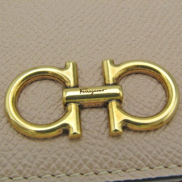 Salvatore Ferragamo Gancini Pink Leather Wallet  (Pre-Owned) - Picture 7 of 11